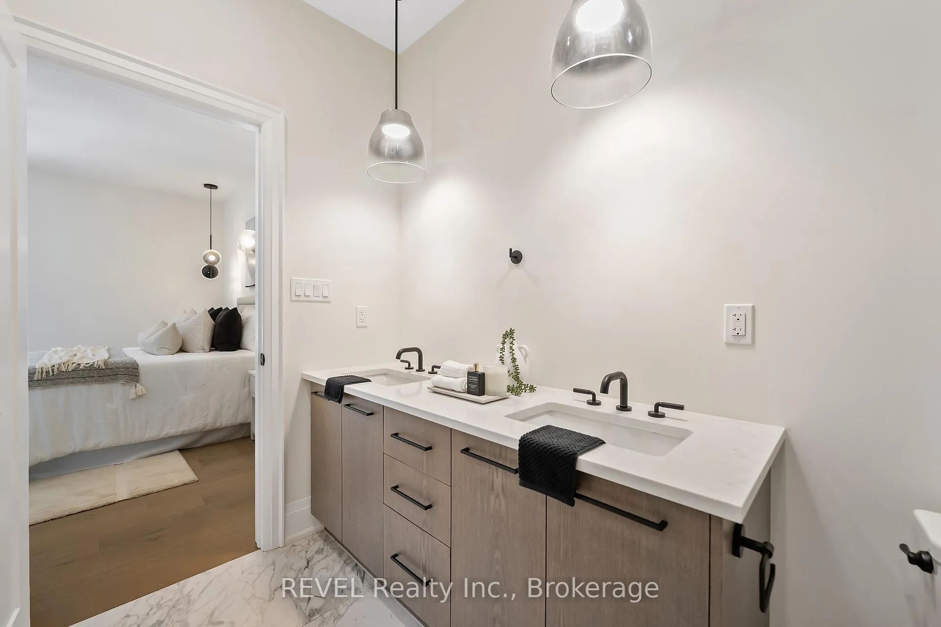 Photo 28 of 8 Accursi Crescent, Pelham, Fonthill — HOMEH