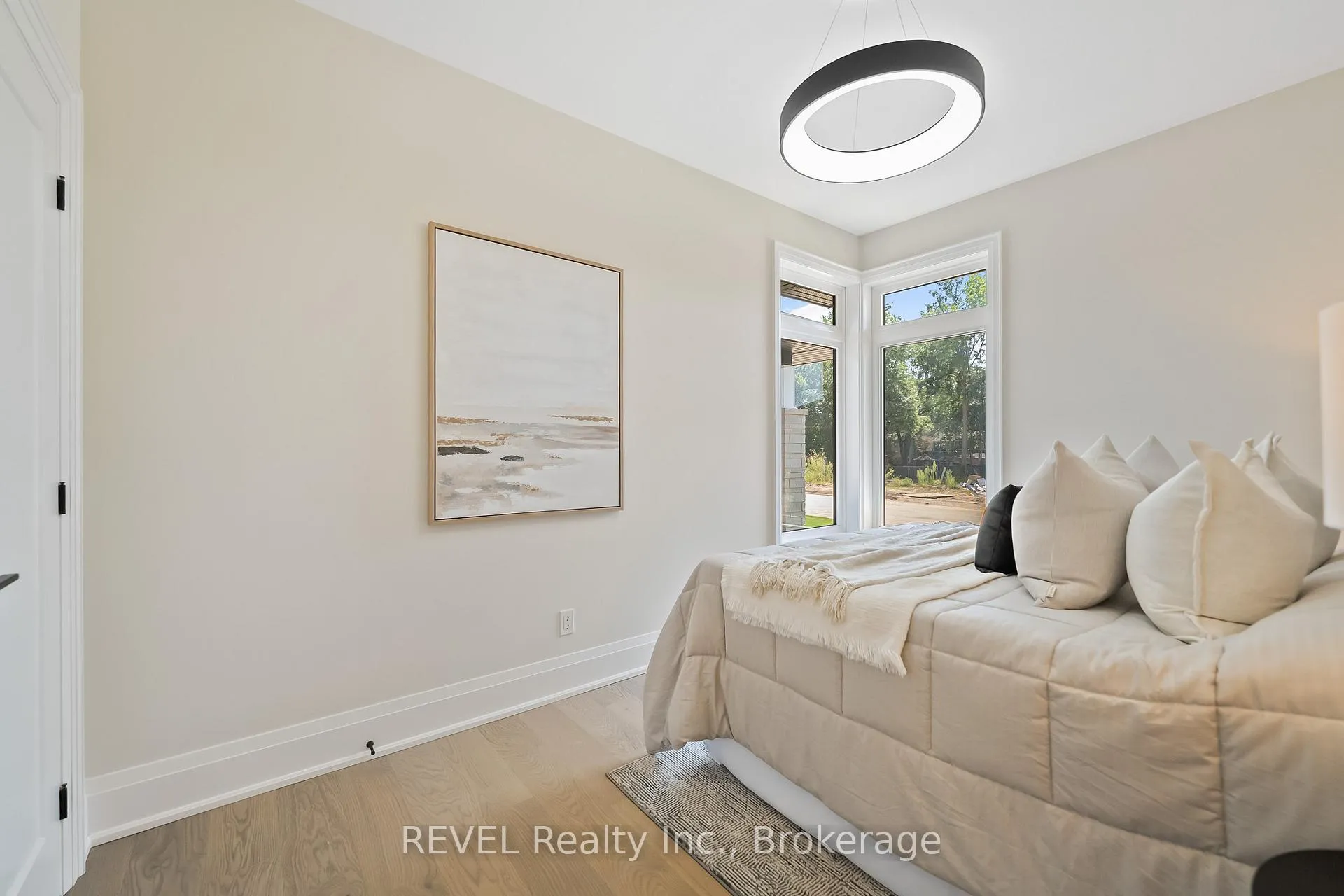 Photo 33 of 8 Accursi Crescent, Pelham, Fonthill — HOMEH