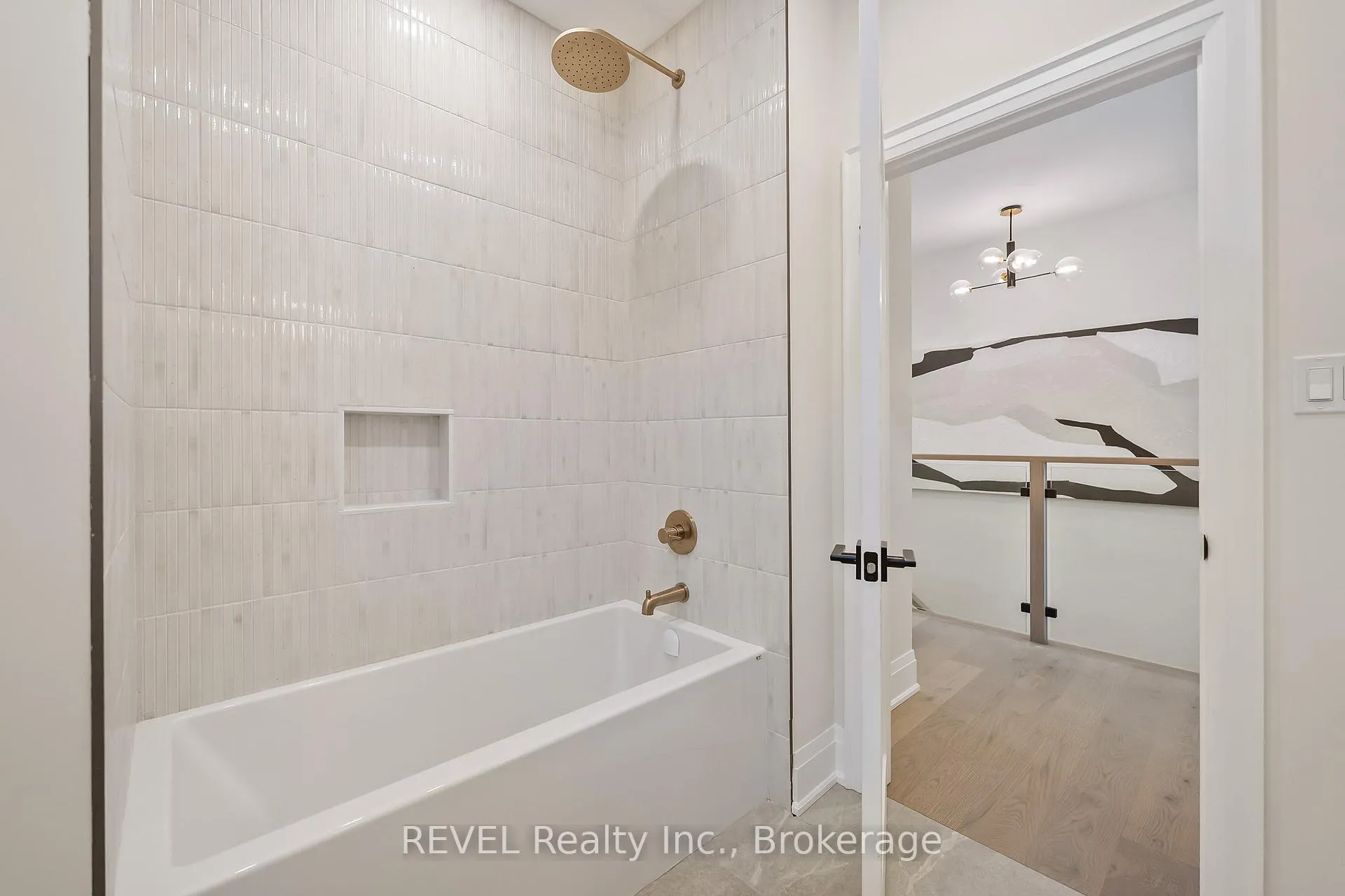 Photo 35 of 8 Accursi Crescent, Pelham, Fonthill — HOMEH