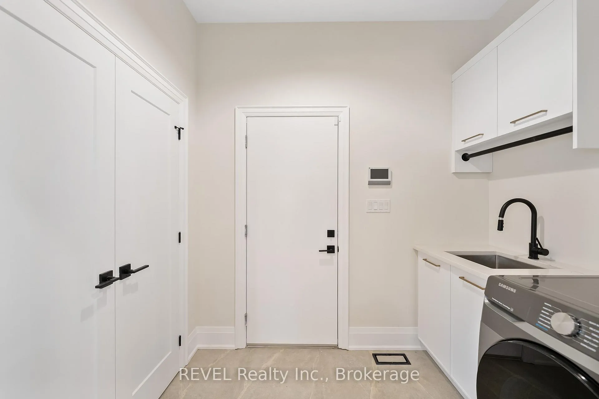 Photo 36 of 8 Accursi Crescent, Pelham, Fonthill — HOMEH