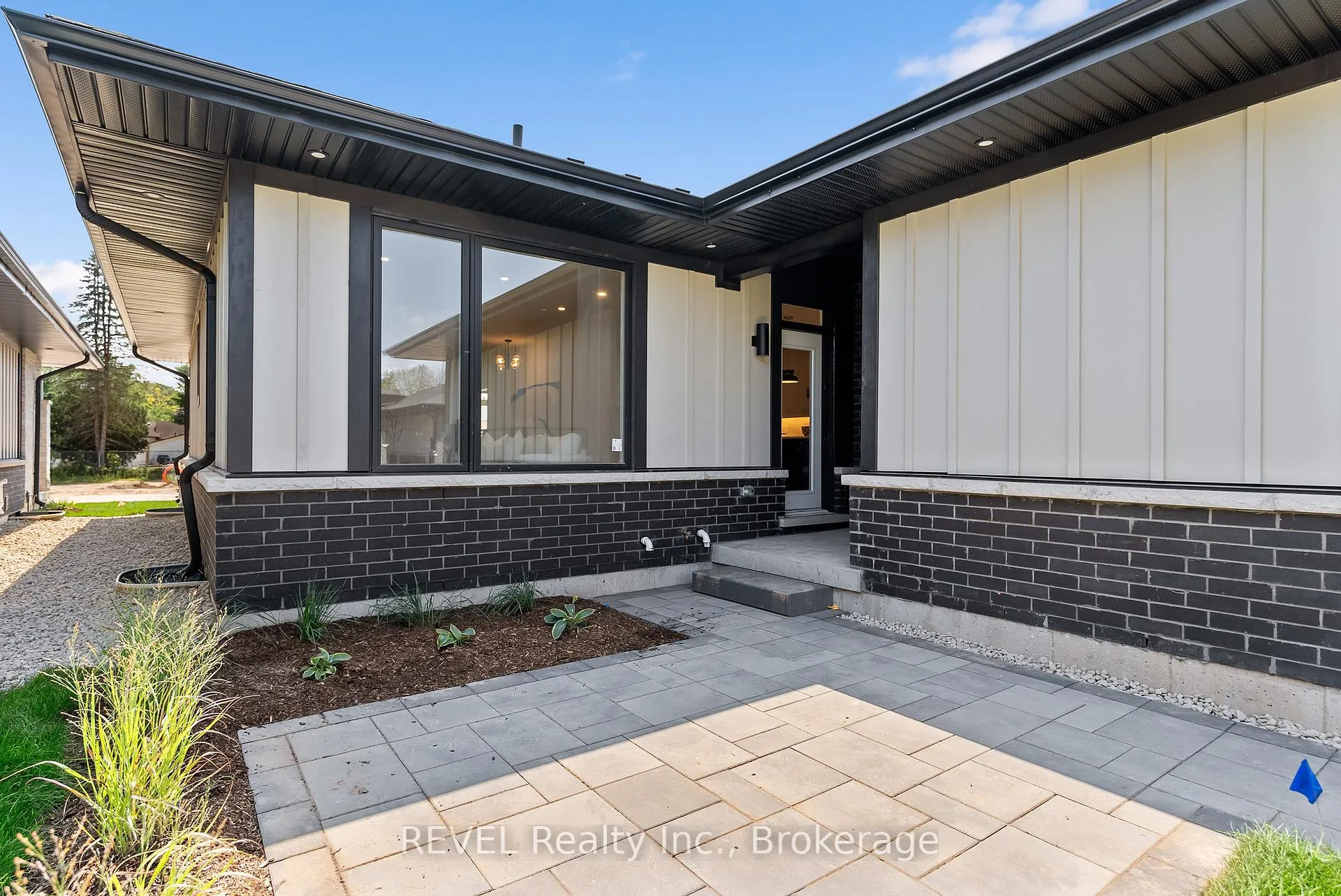 Photo 37 of 8 Accursi Crescent, Pelham, Fonthill — HOMEH