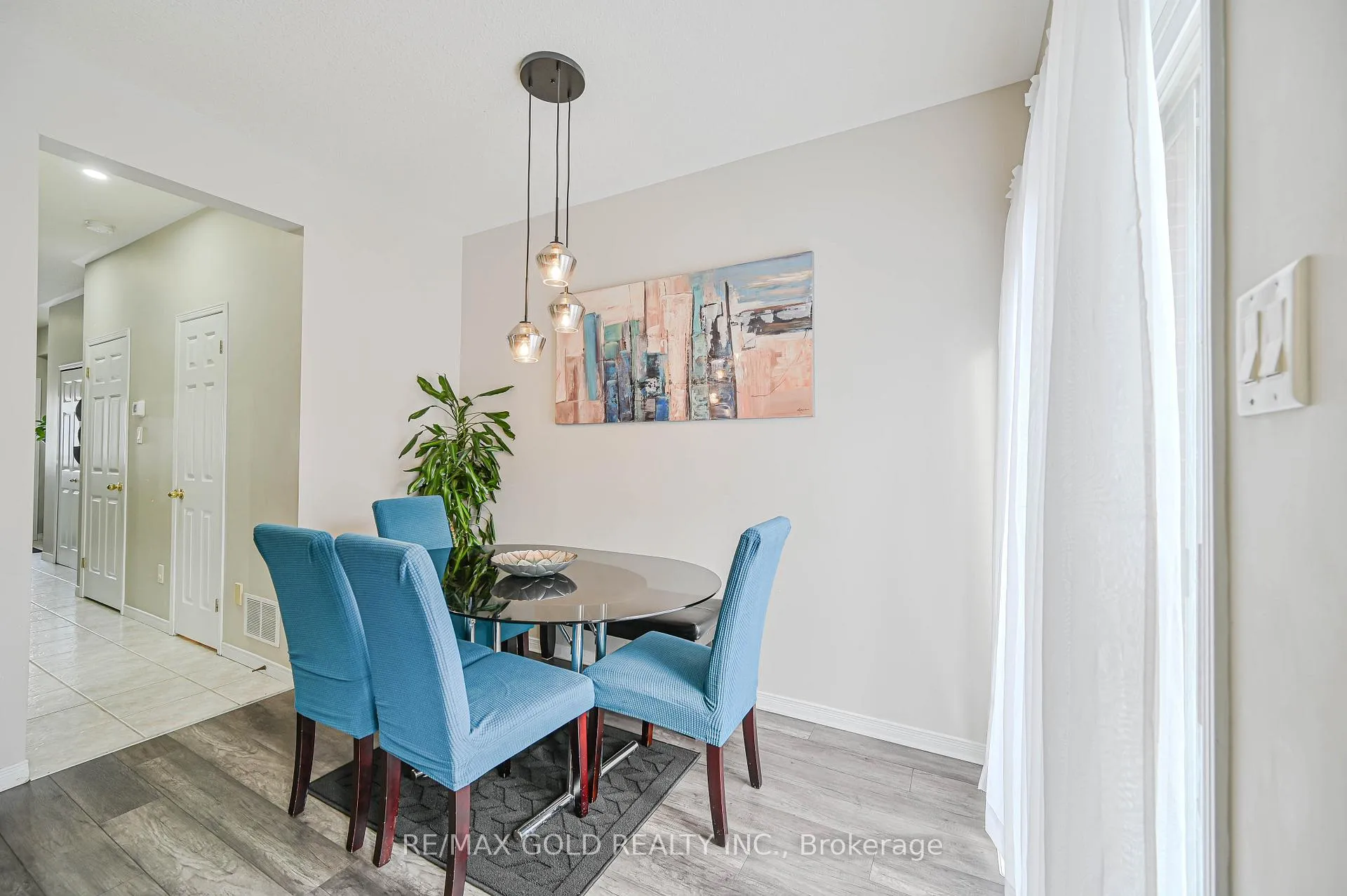 Photo 12 of Unit 9, 81 Valridge Drive, Hamilton, Ancaster — HOMEH