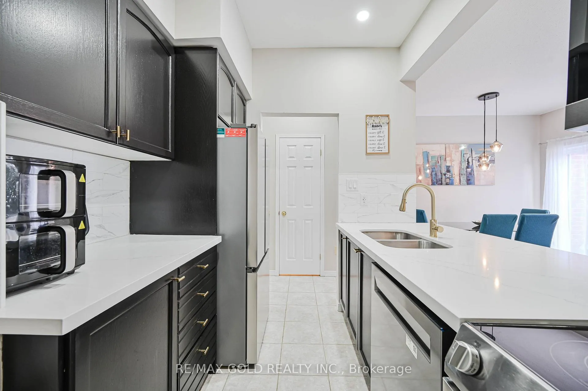 Photo 16 of Unit 9, 81 Valridge Drive, Hamilton, Ancaster — HOMEH