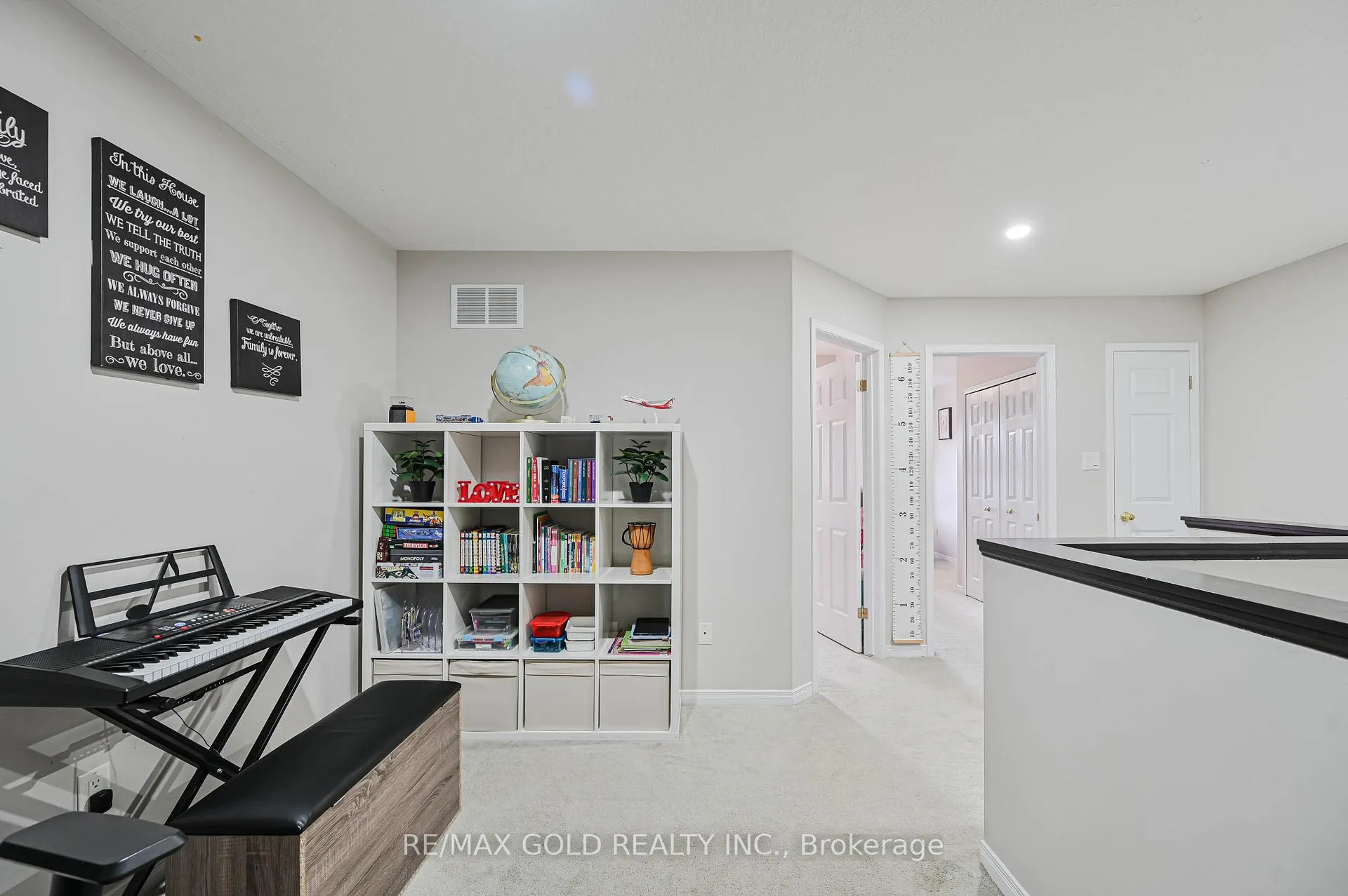 Photo 20 of Unit 9, 81 Valridge Drive, Hamilton, Ancaster — HOMEH