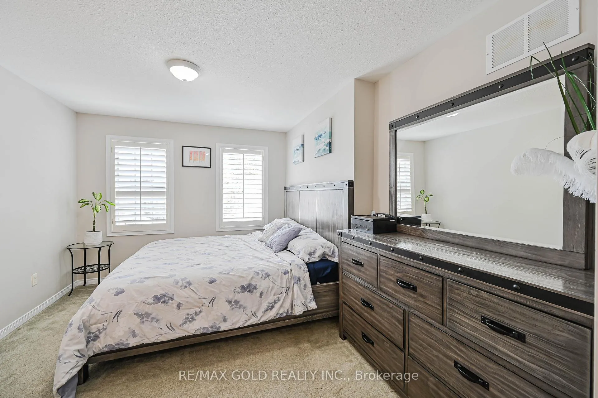 Photo 22 of Unit 9, 81 Valridge Drive, Hamilton, Ancaster — HOMEH