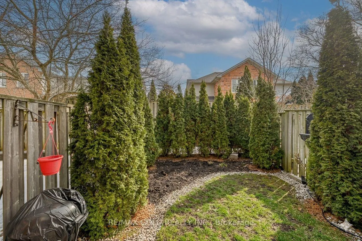 Photo 38 of Unit 9, 81 Valridge Drive, Hamilton, Ancaster — HOMEH