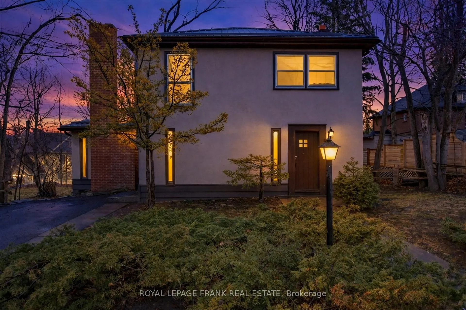 Photo 2 of 221 Geraldine Avenue, Peterborough, Northcrest Ward 5 — HOMEH
