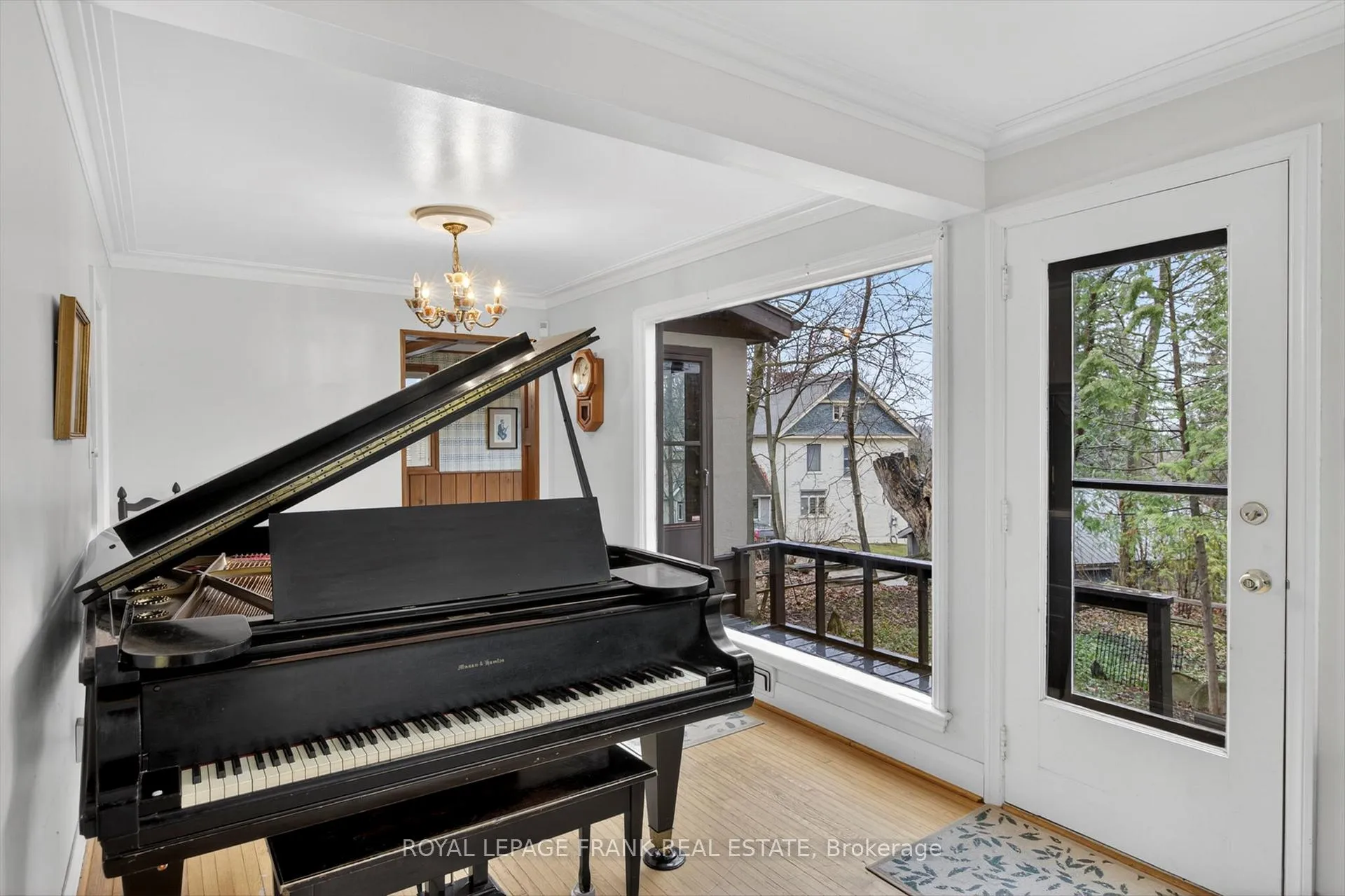 Photo 9 of 221 Geraldine Avenue, Peterborough, Northcrest Ward 5 — HOMEH