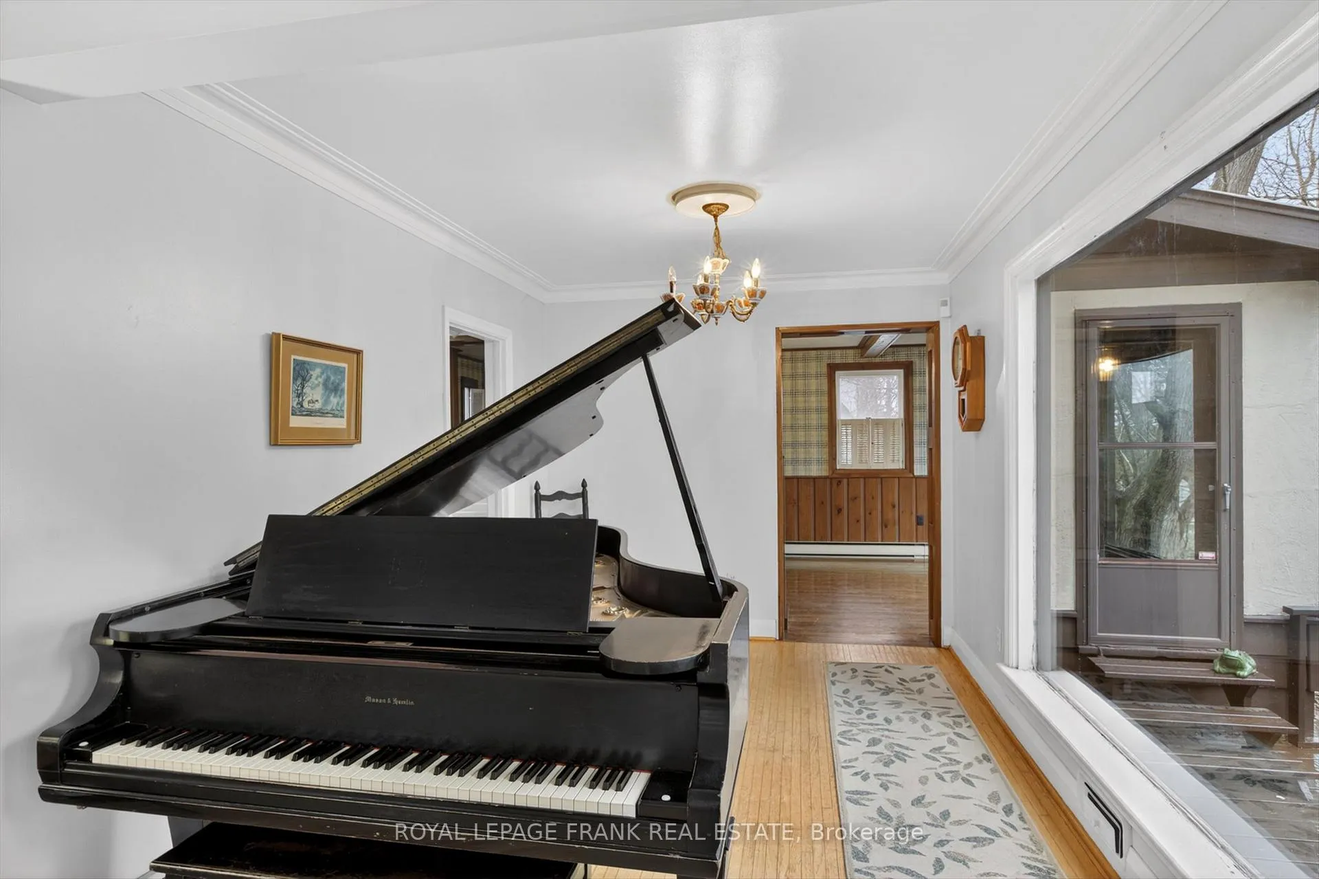 Photo 10 of 221 Geraldine Avenue, Peterborough, Northcrest Ward 5 — HOMEH