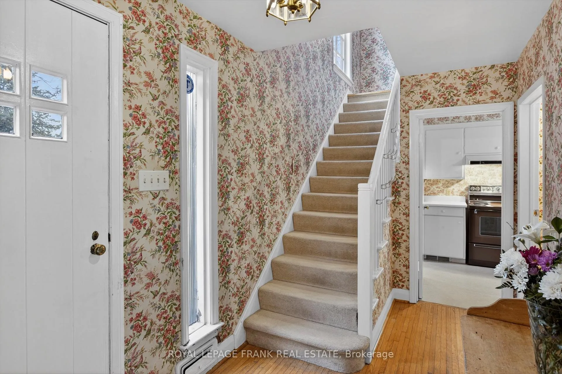 Photo 25 of 221 Geraldine Avenue, Peterborough, Northcrest Ward 5 — HOMEH