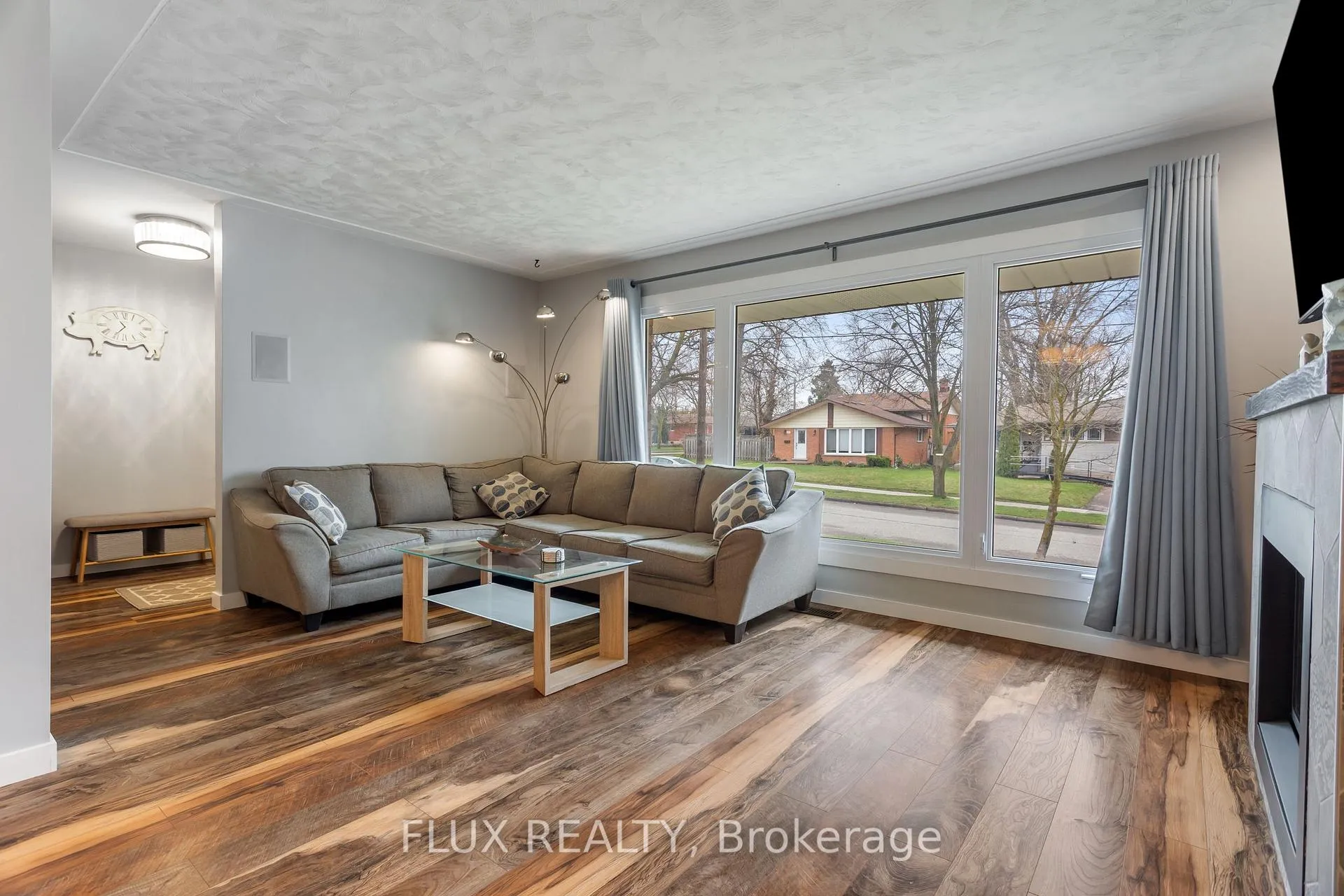 Photo 23 of 122 Sweetbriar Drive, Kitchener — HOMEH