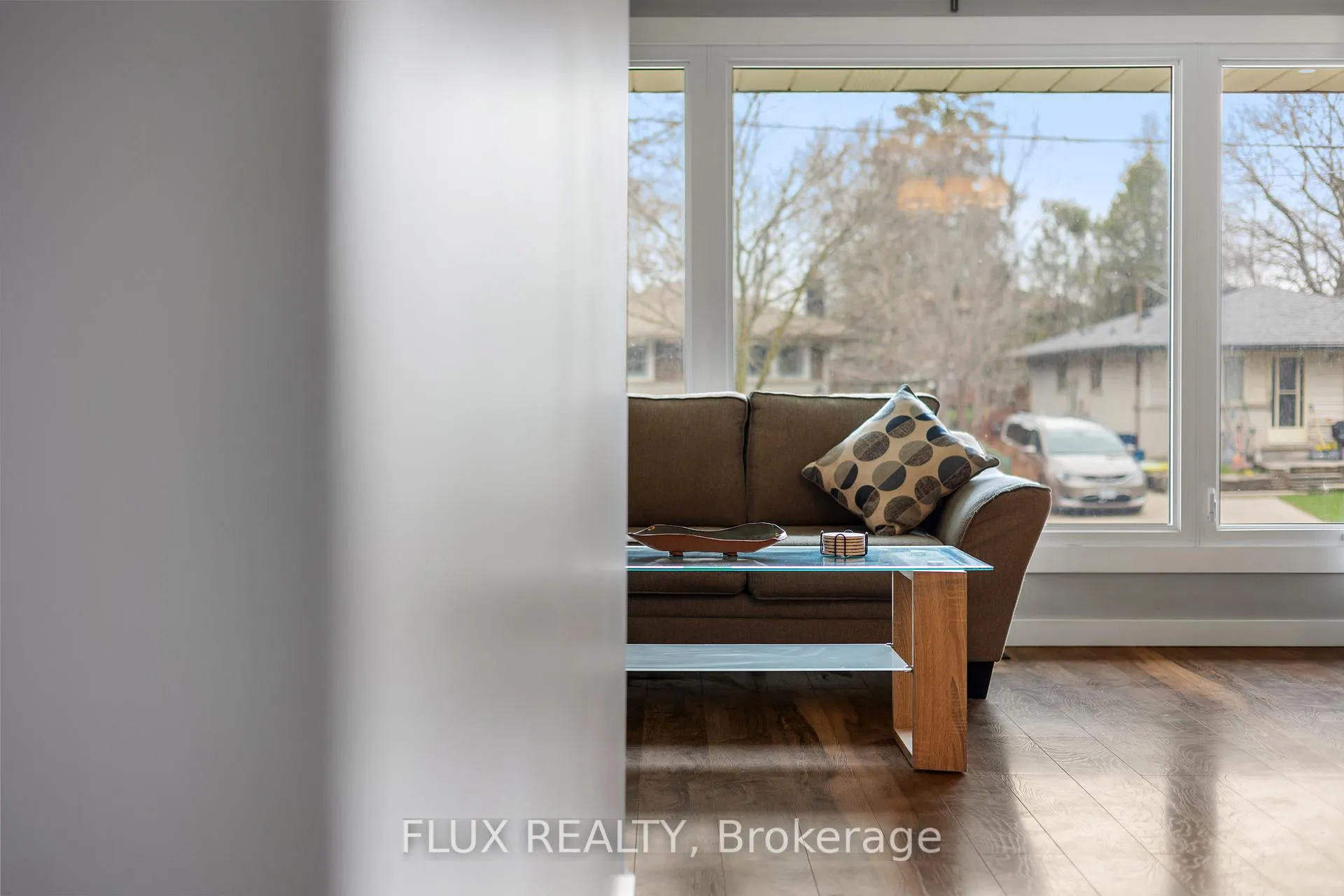 Photo 25 of 122 Sweetbriar Drive, Kitchener — HOMEH