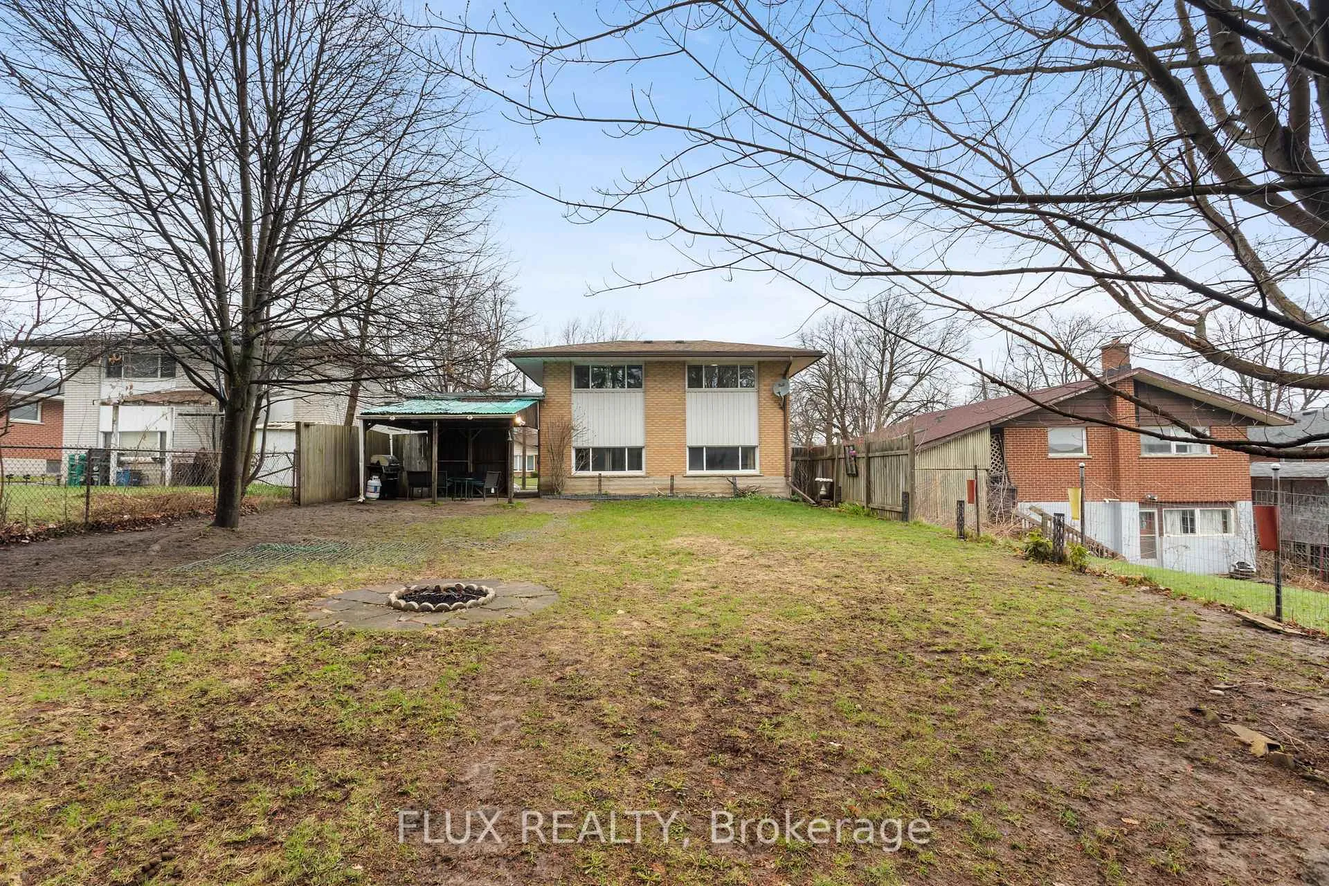 Photo 46 of 122 Sweetbriar Drive, Kitchener — HOMEH