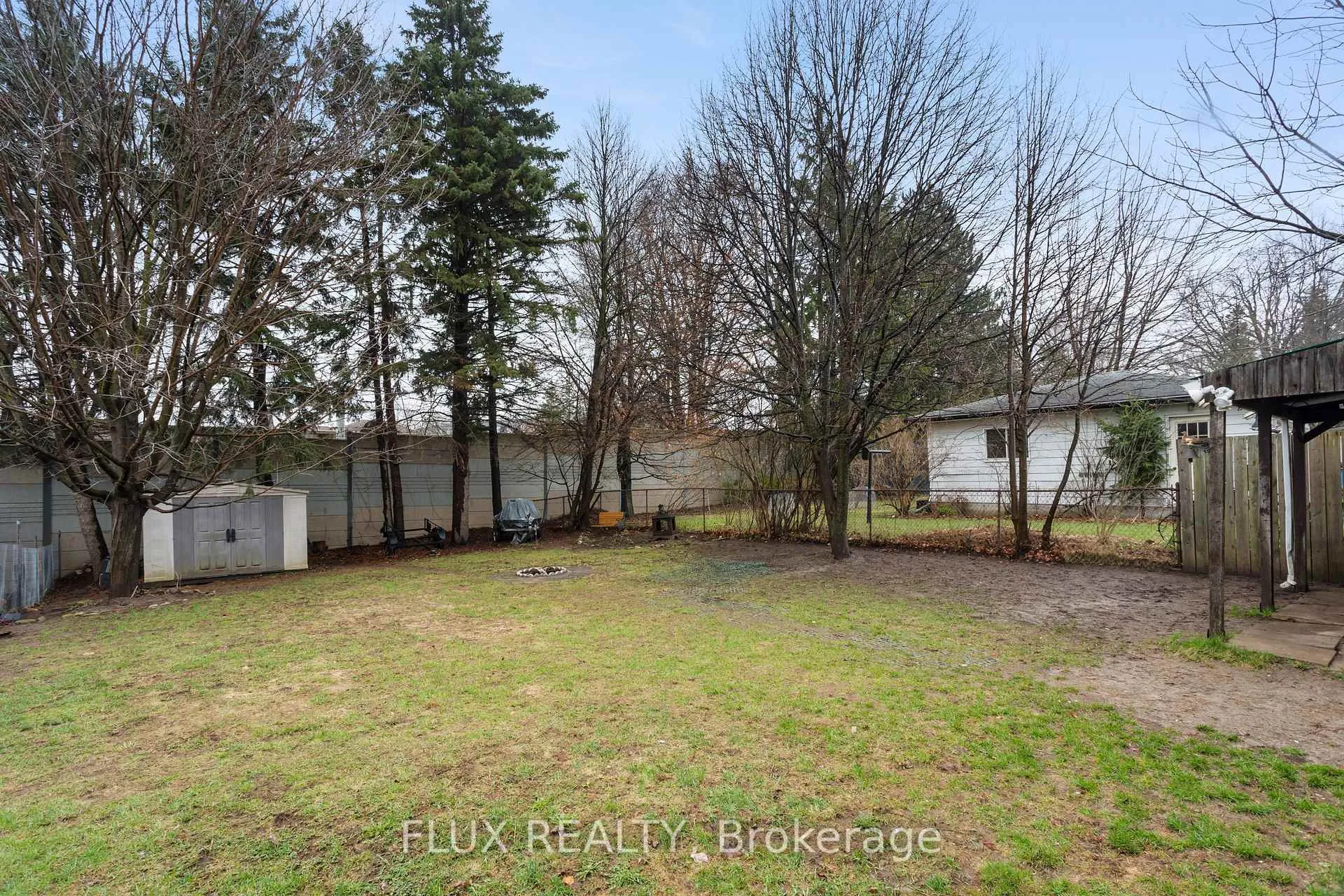 Photo 47 of 122 Sweetbriar Drive, Kitchener — HOMEH