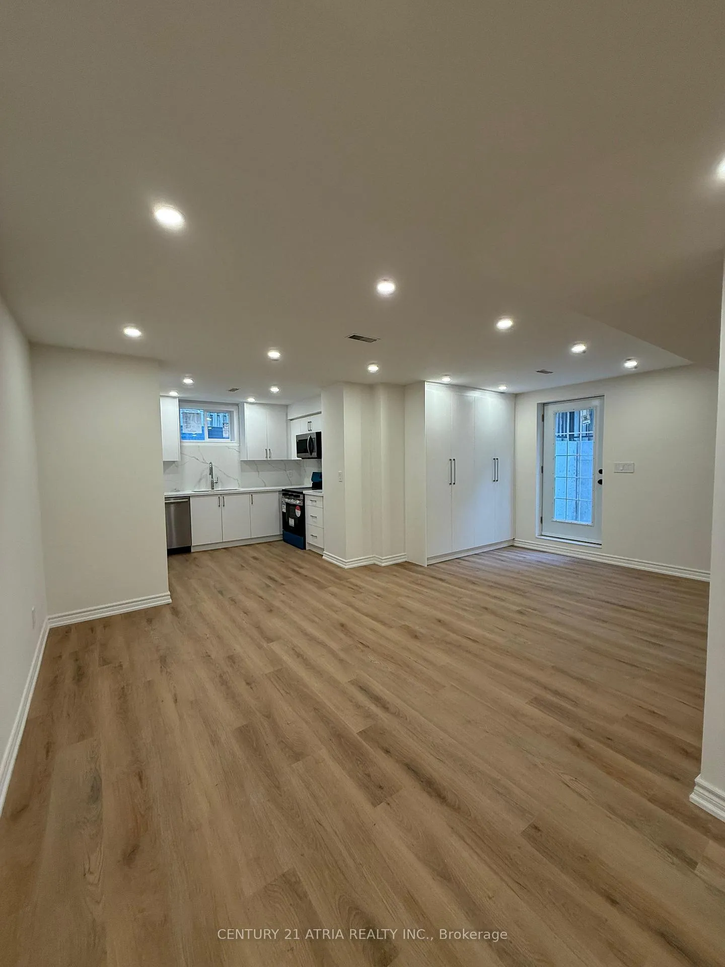 Photo 1 of 15 Hashbury Place, Markham, Thornlea — HOMEH