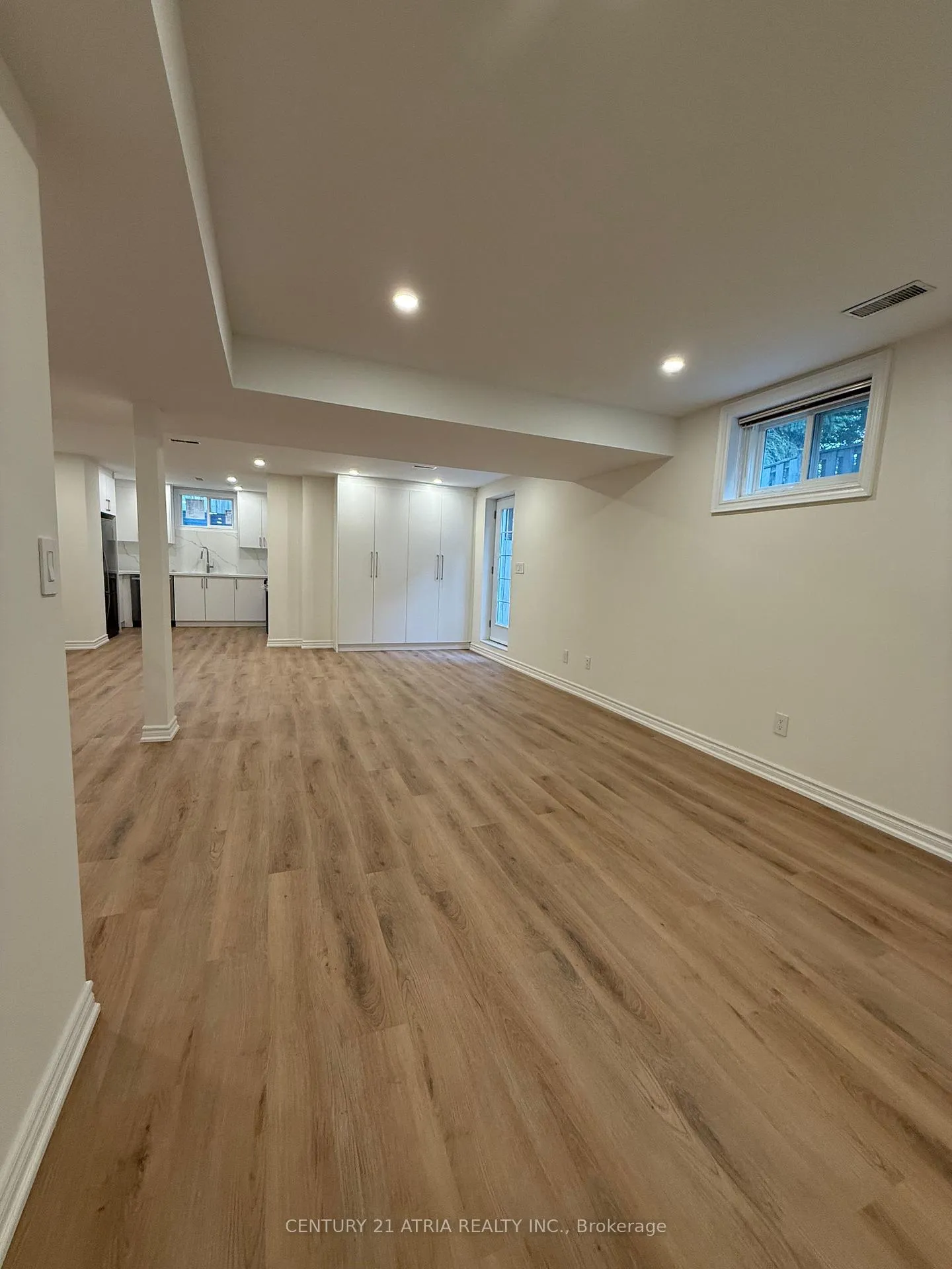 Photo 6 of 15 Hashbury Place, Markham, Thornlea — HOMEH