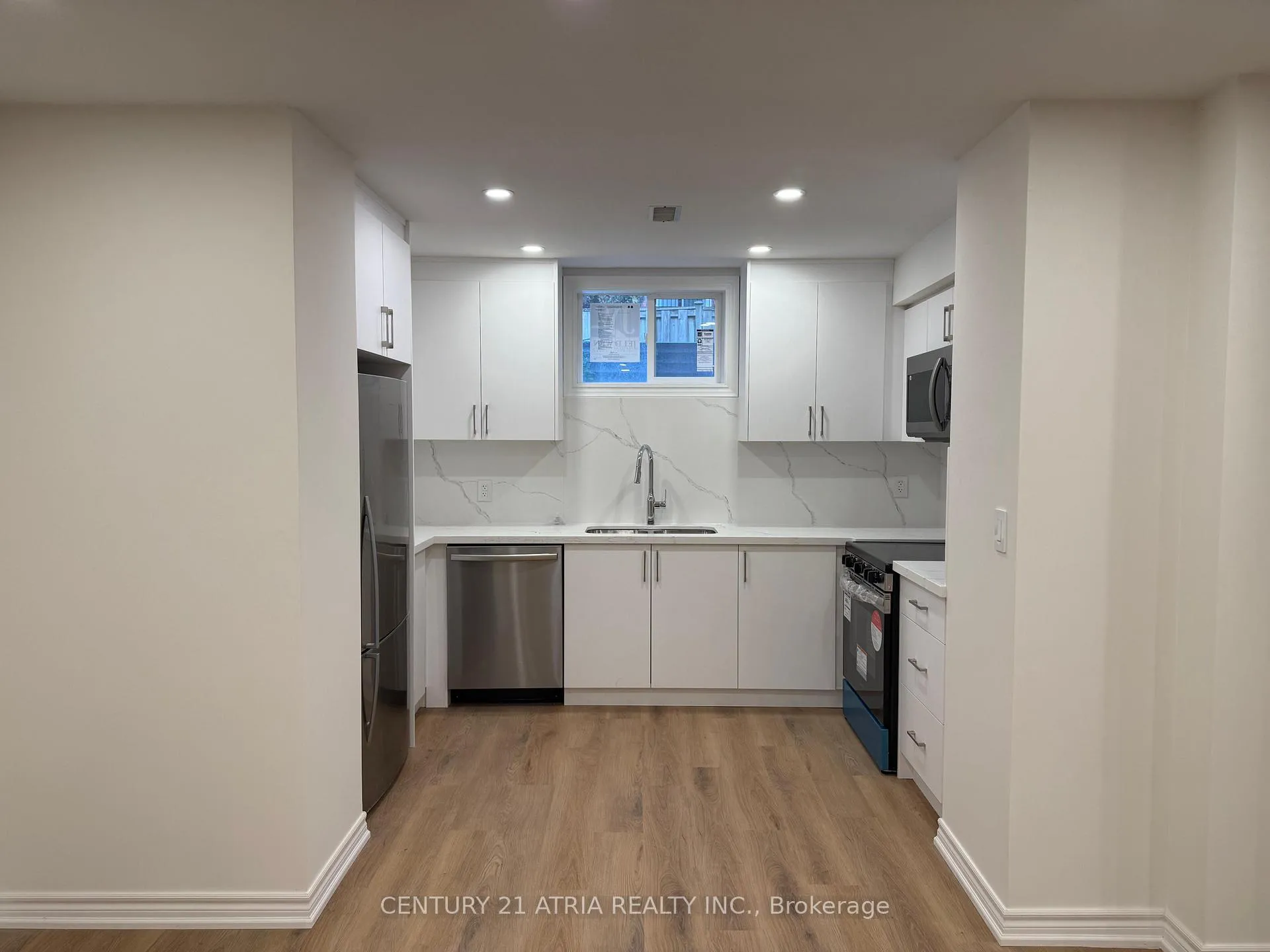 Photo 7 of 15 Hashbury Place, Markham, Thornlea — HOMEH