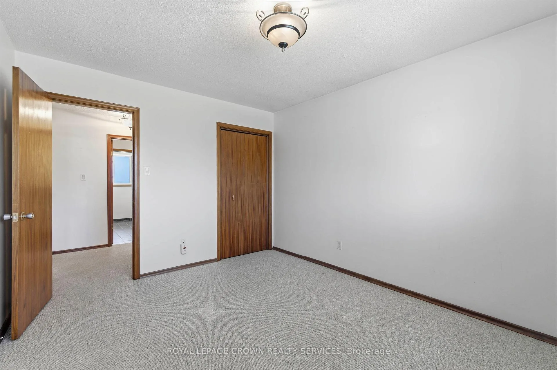 Photo 36 of 7 Lichty Crescent, Kitchener — HOMEH