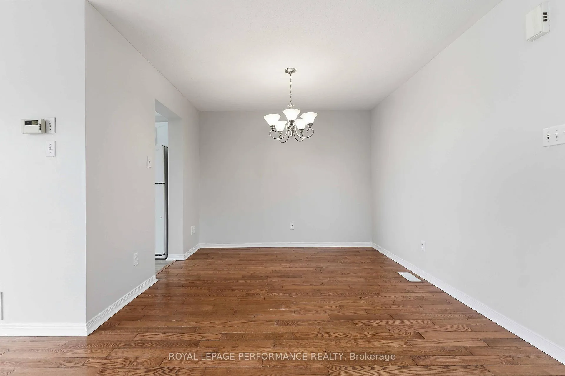 Photo 7 of 640 Louis Toscano Drive W, Ottawa, Avalon East — HOMEH