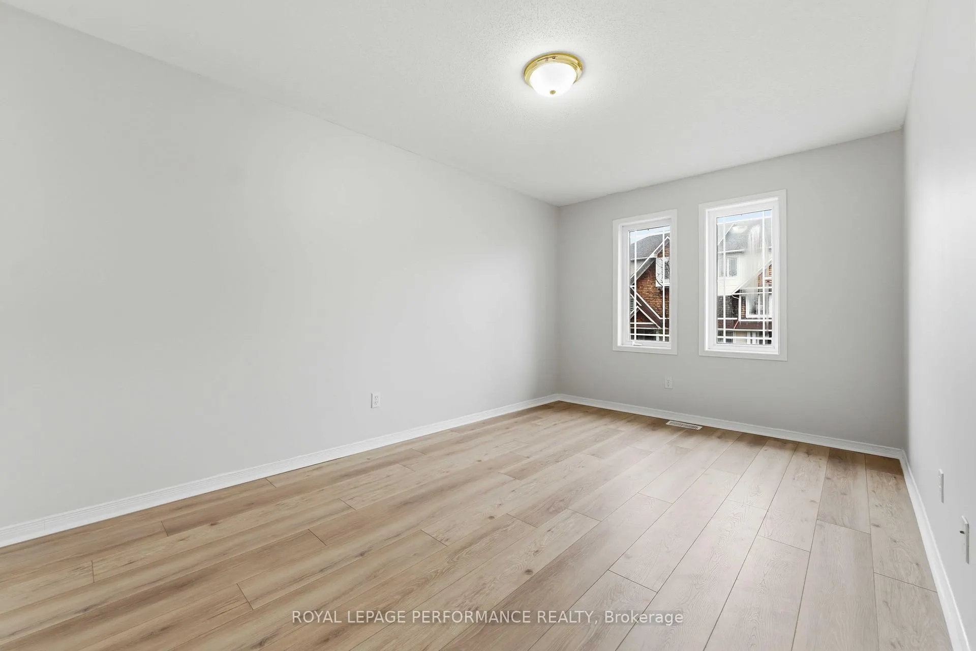 Photo 23 of 640 Louis Toscano Drive W, Ottawa, Avalon East — HOMEH