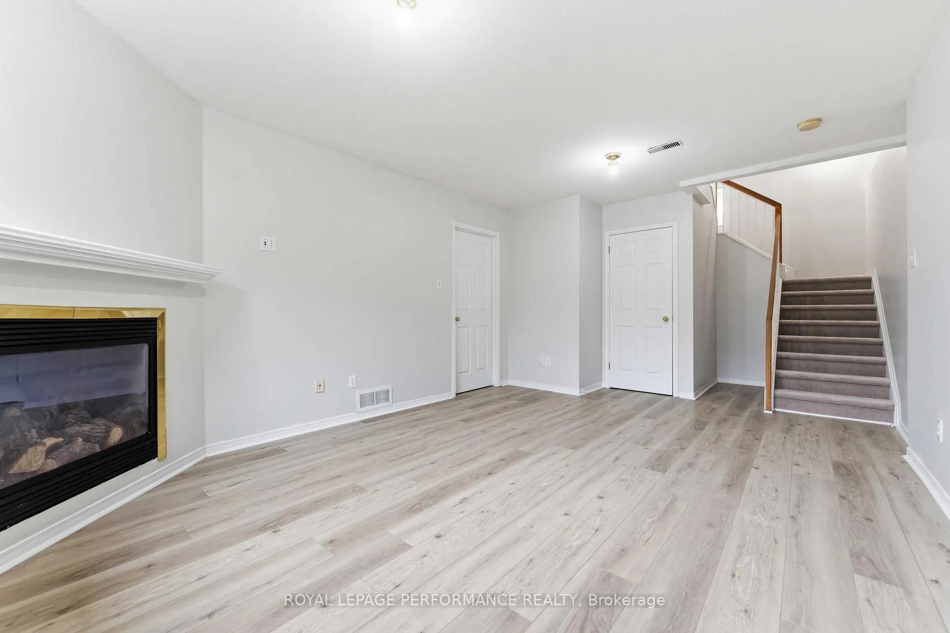 Photo 28 of 640 Louis Toscano Drive W, Ottawa, Avalon East — HOMEH