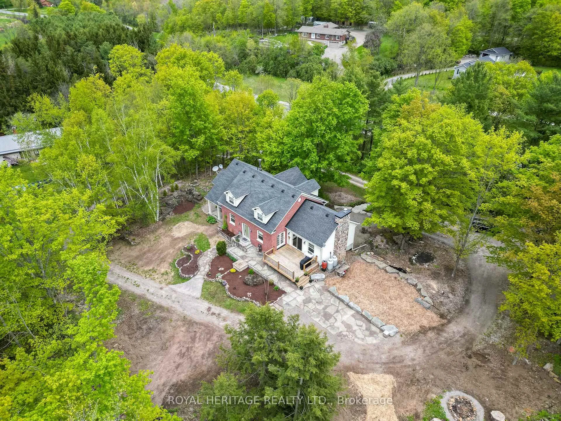 Photo 2 of 699 Cooper Road, Madoc — HOMEH
