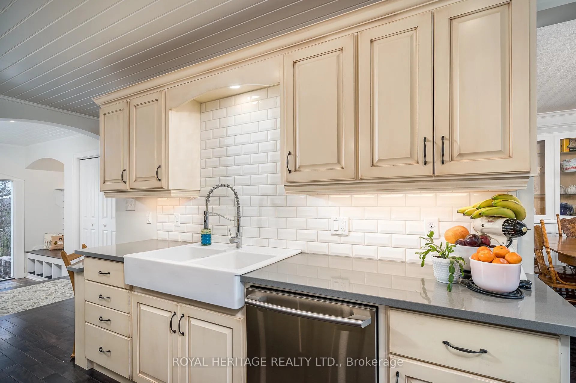 Photo 6 of 699 Cooper Road, Madoc — HOMEH