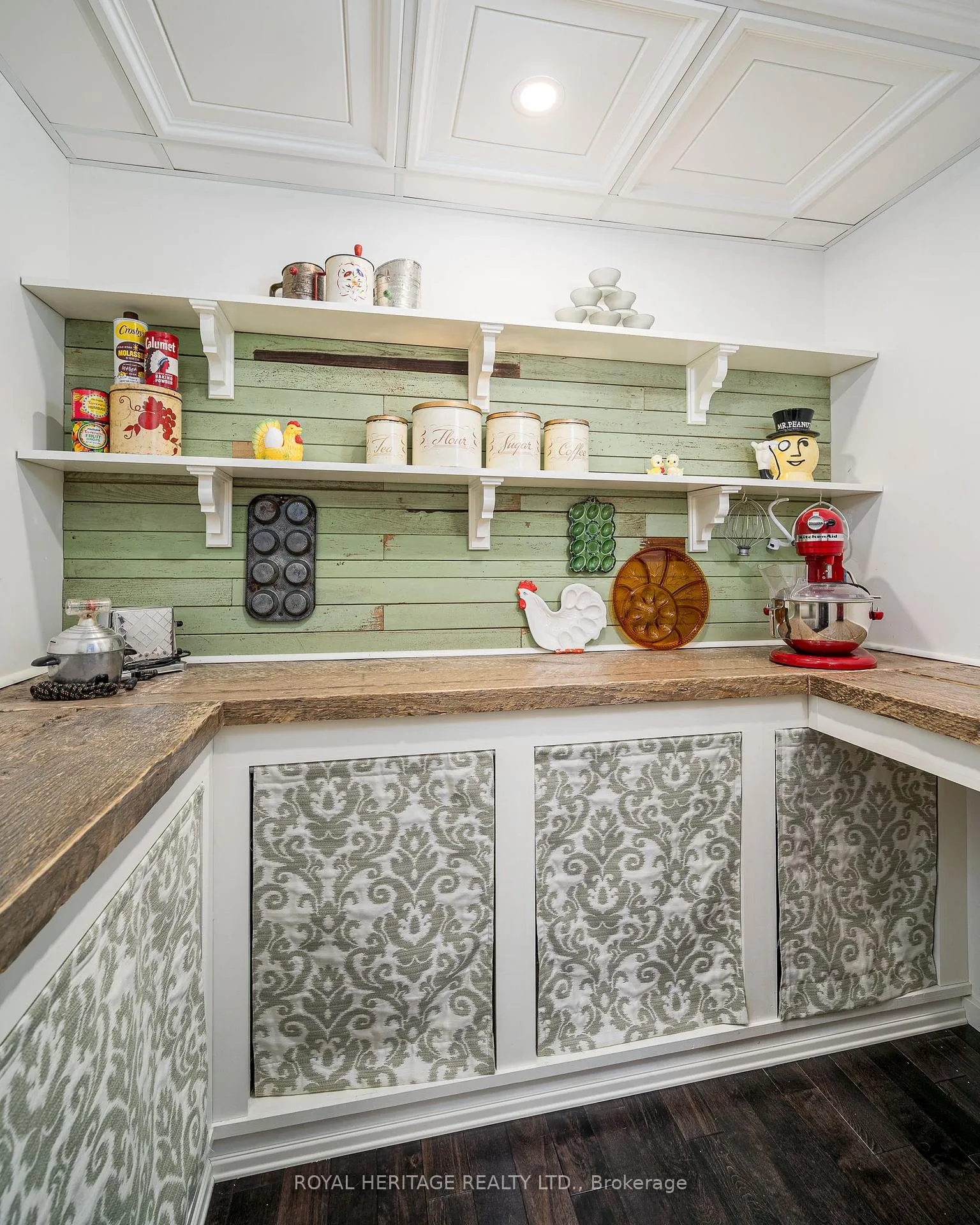 Photo 10 of 699 Cooper Road, Madoc — HOMEH