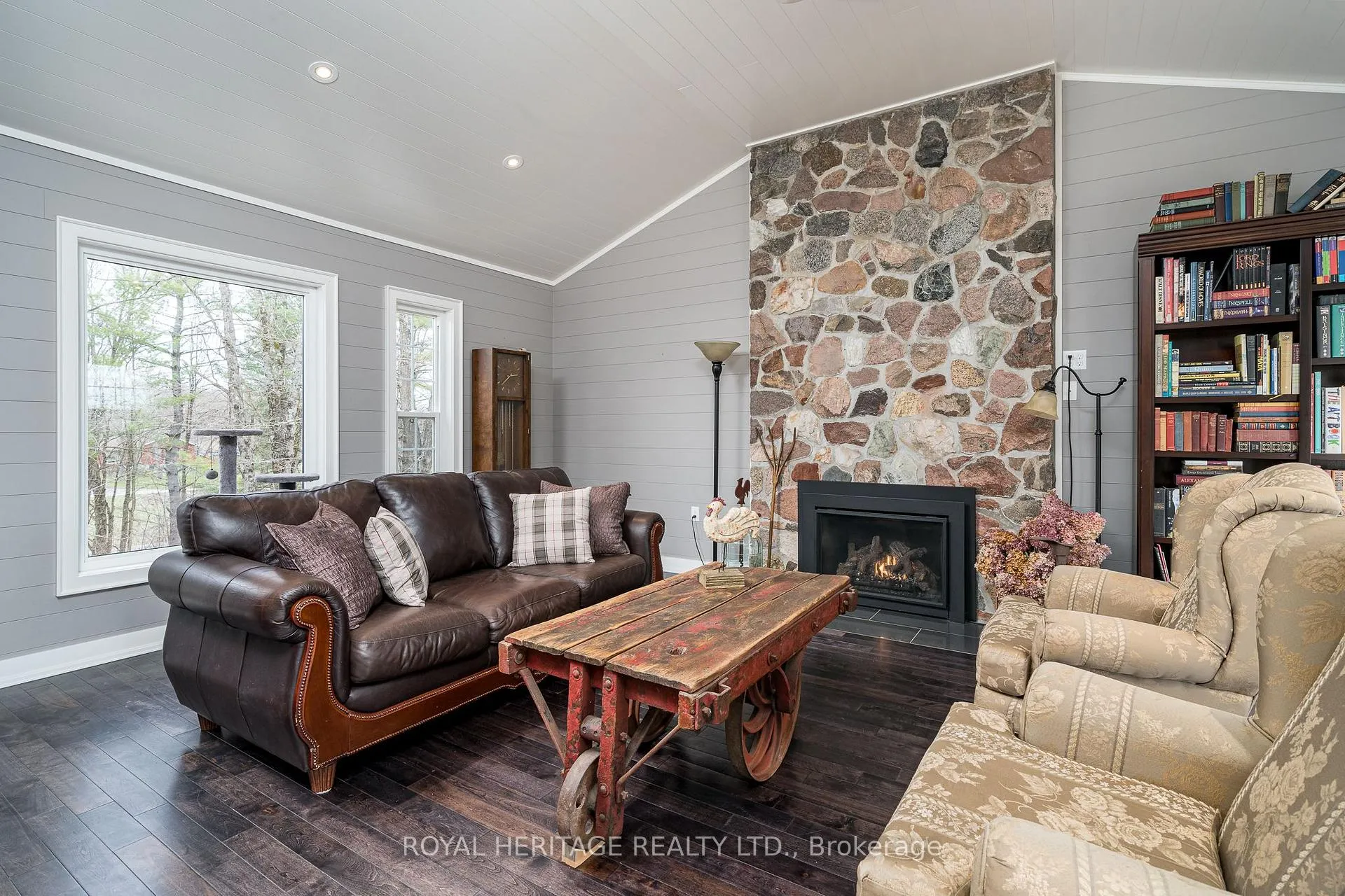 Photo 12 of 699 Cooper Road, Madoc — HOMEH