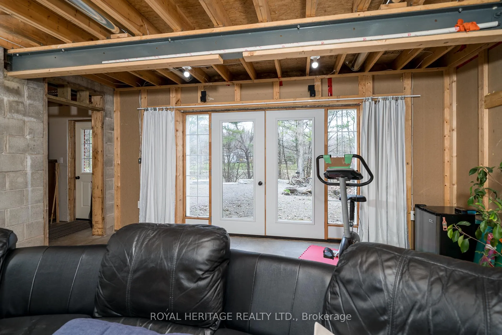 Photo 35 of 699 Cooper Road, Madoc — HOMEH
