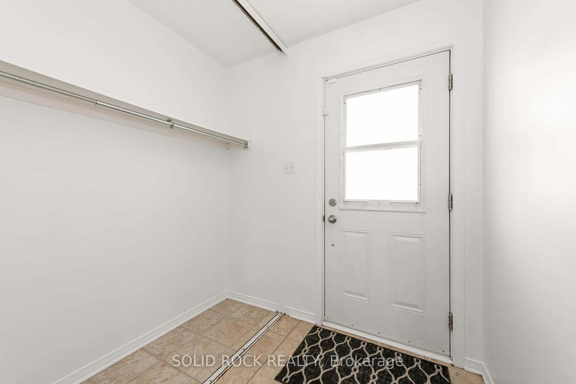Photo 3 of 17 Johnston Street, Carleton Place — HOMEH