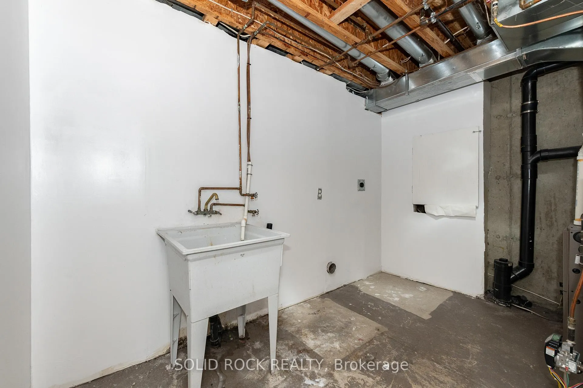 Photo 38 of 17 Johnston Street, Carleton Place — HOMEH