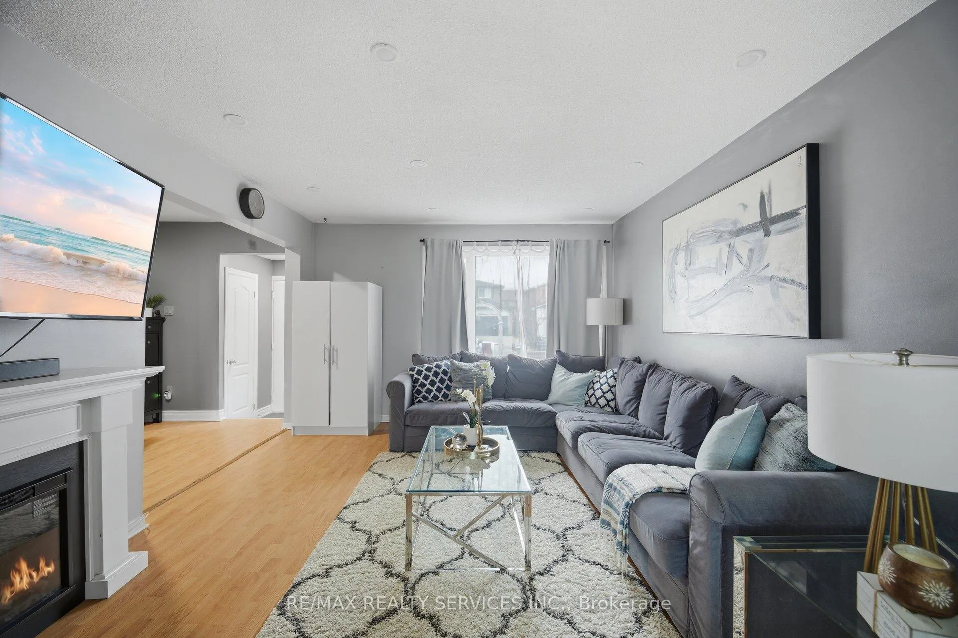 Photo 12 of 22 Rushmore Crescent W, Brampton, Heart Lake East — HOMEH