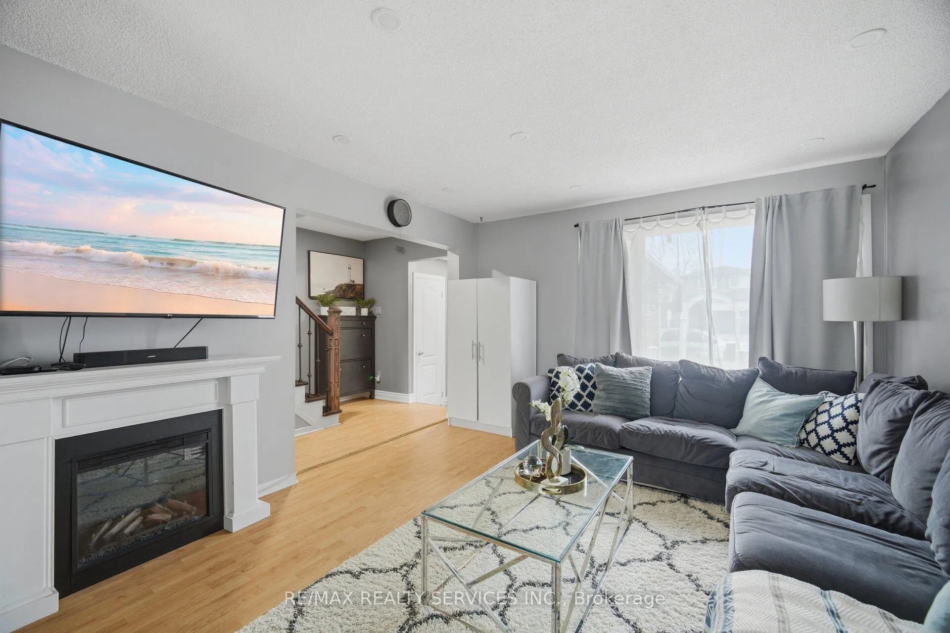 Photo 13 of 22 Rushmore Crescent W, Brampton, Heart Lake East — HOMEH