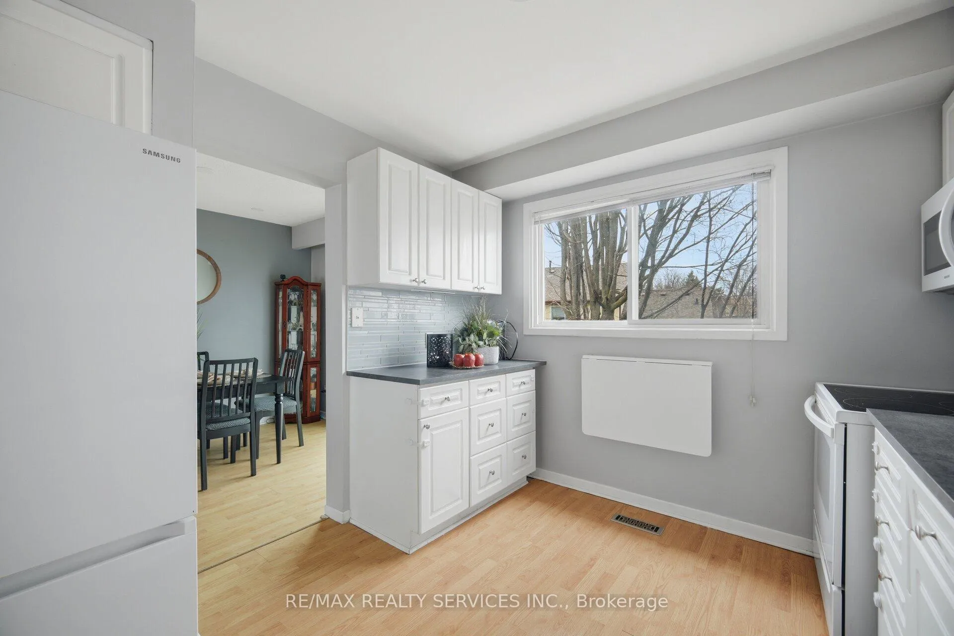 Photo 19 of 22 Rushmore Crescent W, Brampton, Heart Lake East — HOMEH