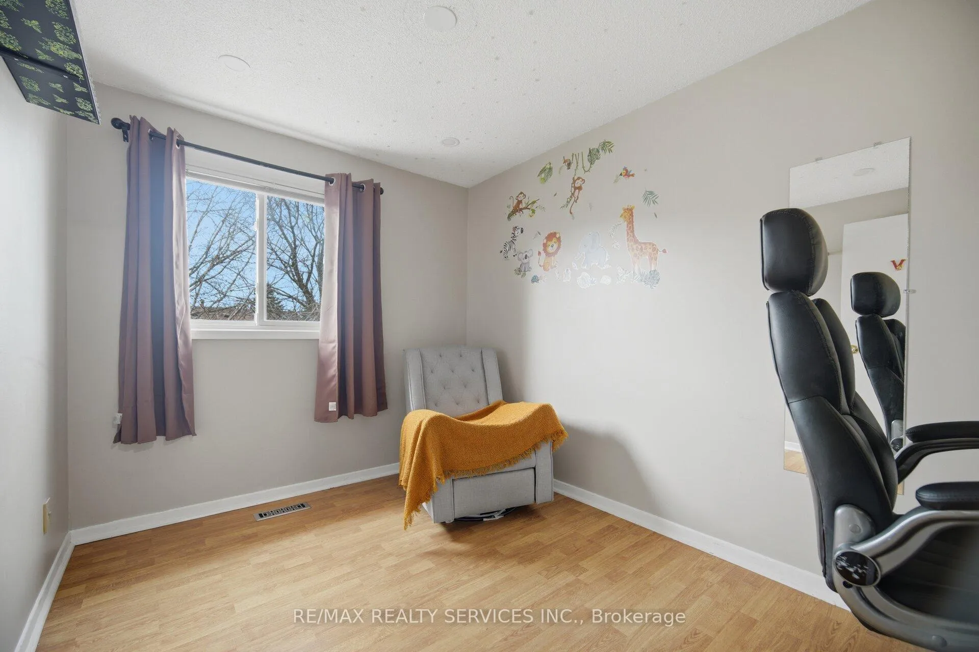 Photo 31 of 22 Rushmore Crescent W, Brampton, Heart Lake East — HOMEH