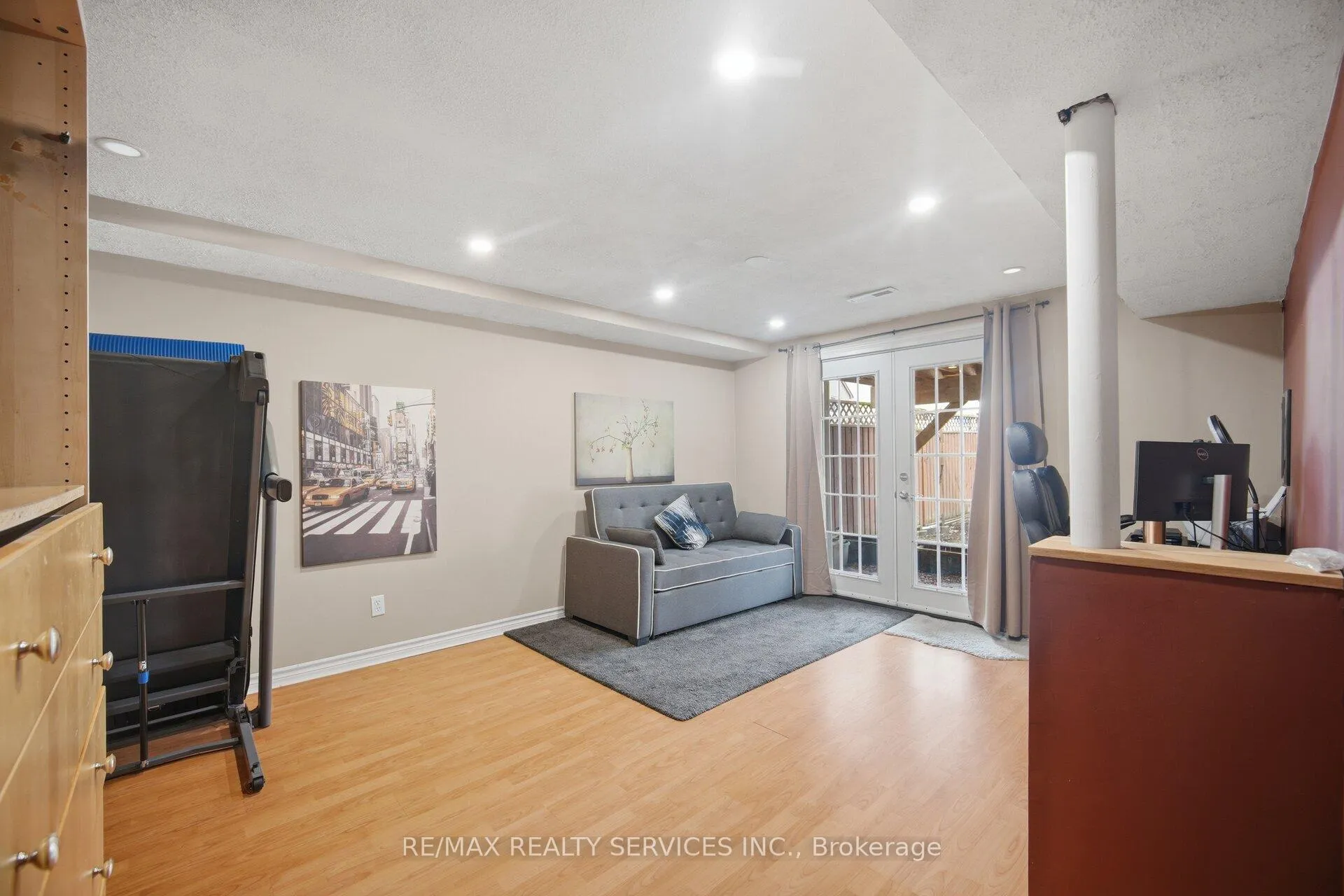 Photo 36 of 22 Rushmore Crescent W, Brampton, Heart Lake East — HOMEH