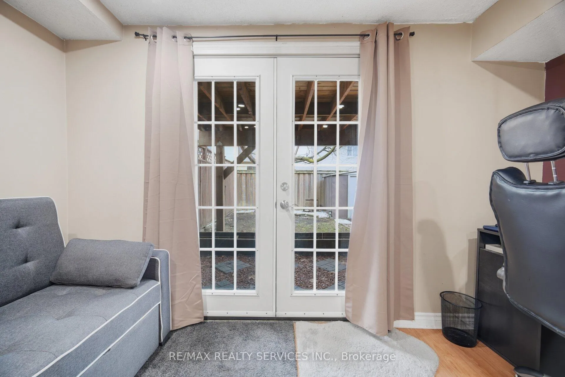 Photo 43 of 22 Rushmore Crescent W, Brampton, Heart Lake East — HOMEH