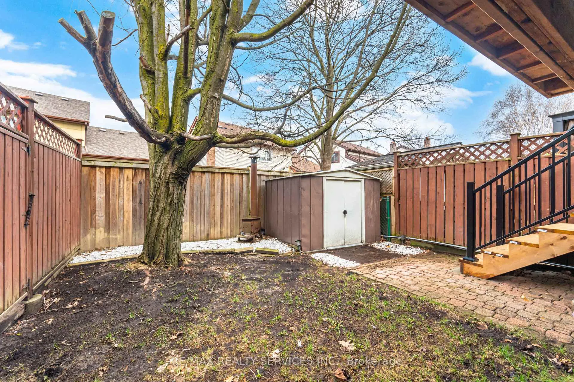 Photo 48 of 22 Rushmore Crescent W, Brampton, Heart Lake East — HOMEH