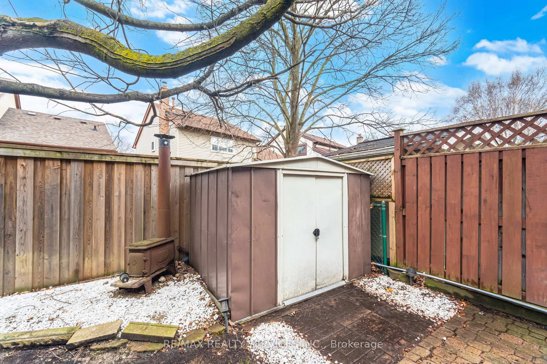 Photo 50 of 22 Rushmore Crescent W, Brampton, Heart Lake East — HOMEH