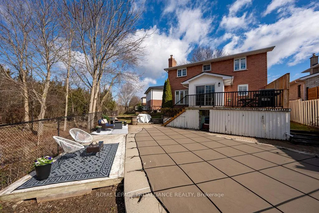 Photo 40 of 29 Sherwood Crescent, Belleville, Belleville Ward — HOMEH