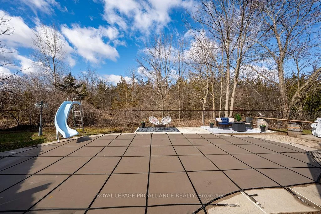 Photo 42 of 29 Sherwood Crescent, Belleville, Belleville Ward — HOMEH