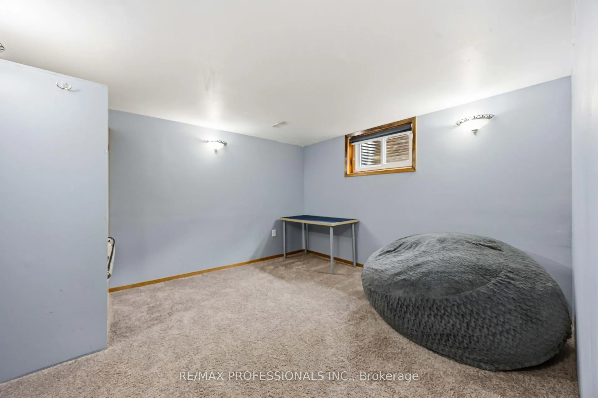Photo 38 of 812 Danbury Crescent, Sarnia — HOMEH