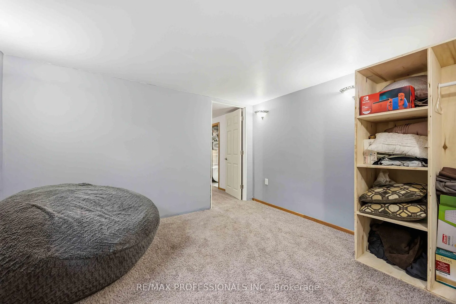 Photo 39 of 812 Danbury Crescent, Sarnia — HOMEH