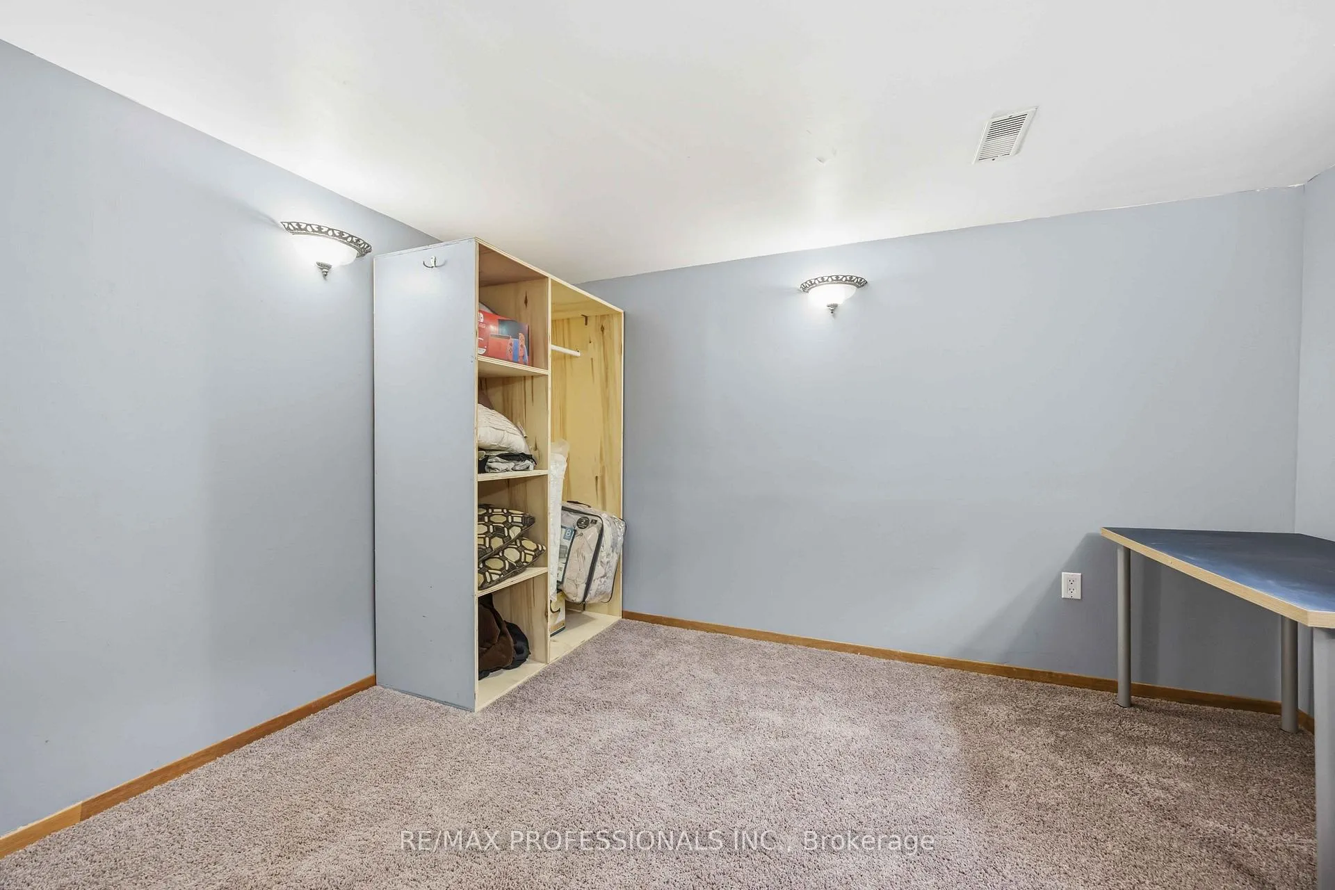 Photo 40 of 812 Danbury Crescent, Sarnia — HOMEH