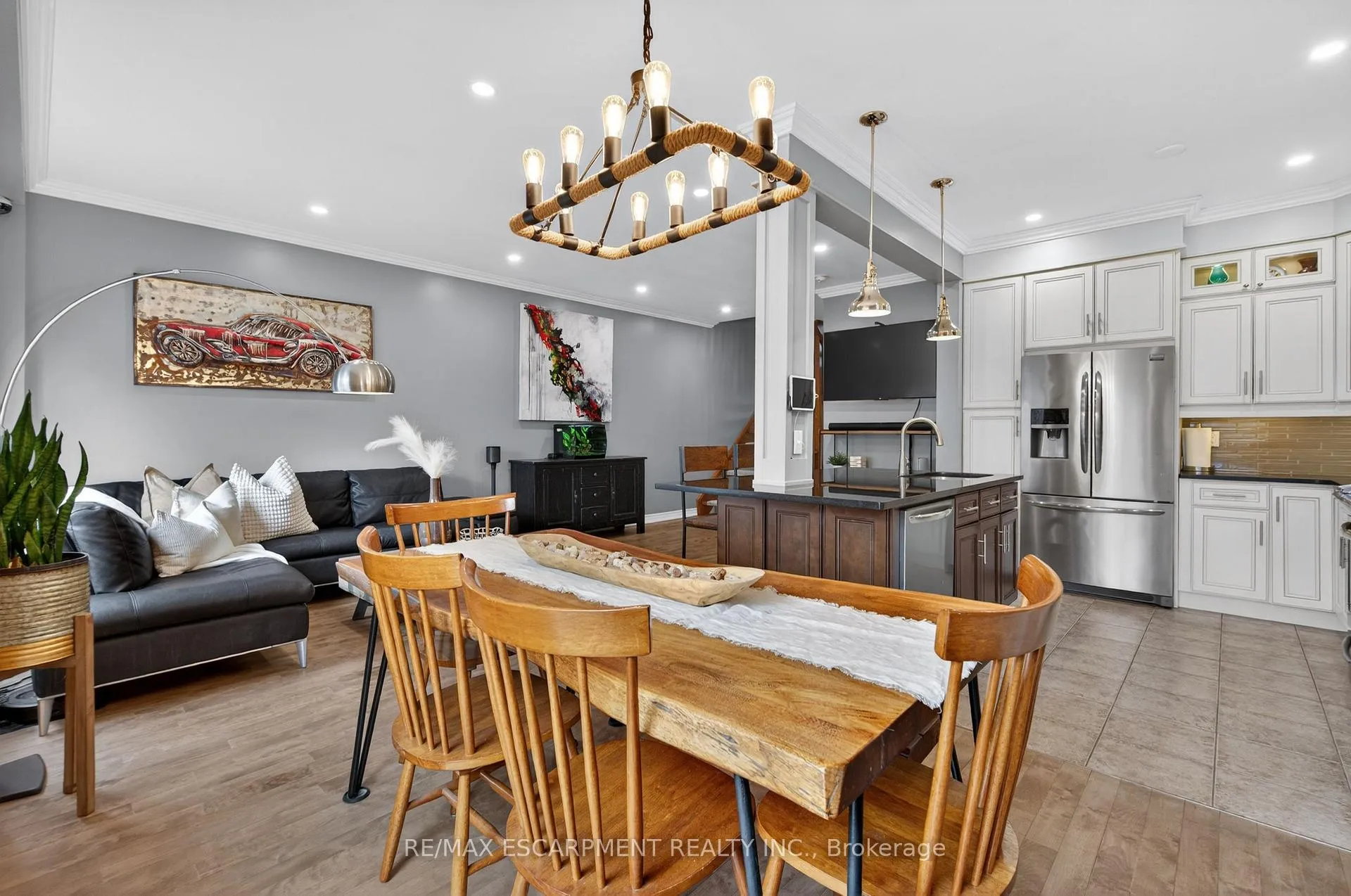 Photo 19 of 4138 Medland Drive, Burlington, Rose — HOMEH