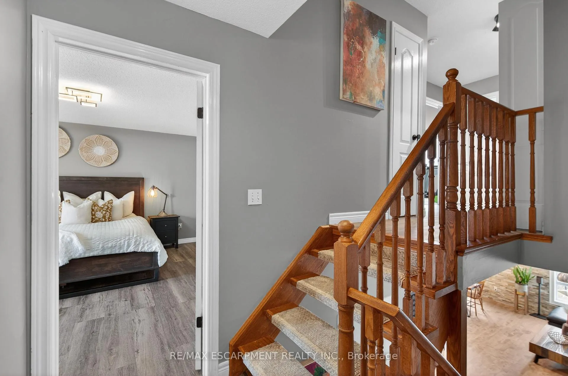 Photo 22 of 4138 Medland Drive, Burlington, Rose — HOMEH