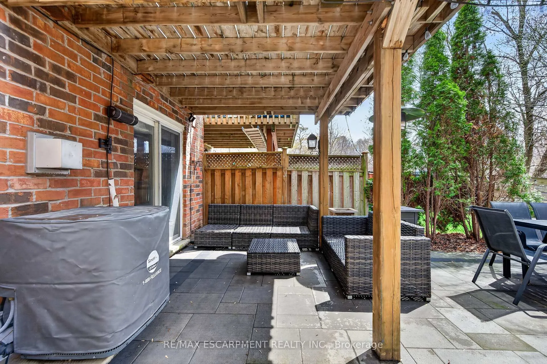 Photo 43 of 4138 Medland Drive, Burlington, Rose — HOMEH