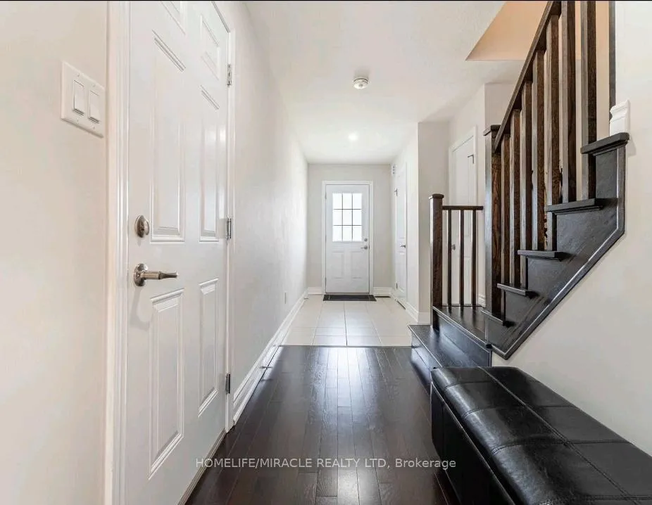 Photo 3 of 77 Penny Lane, Hamilton, Stoney Creek — HOMEH