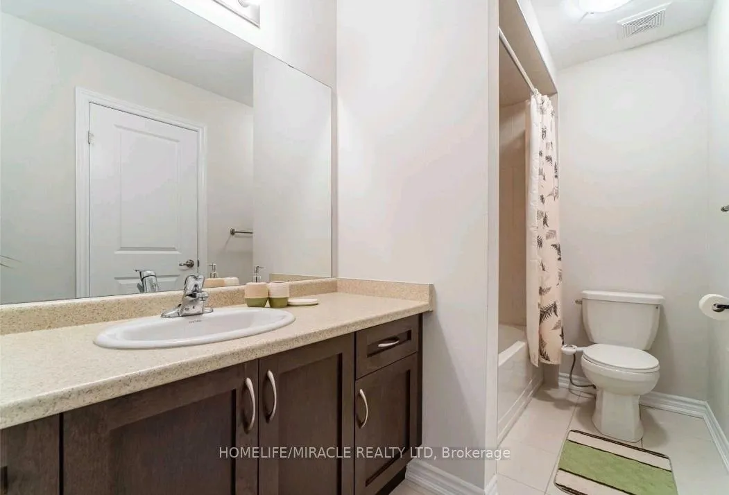 Photo 8 of 77 Penny Lane, Hamilton, Stoney Creek — HOMEH